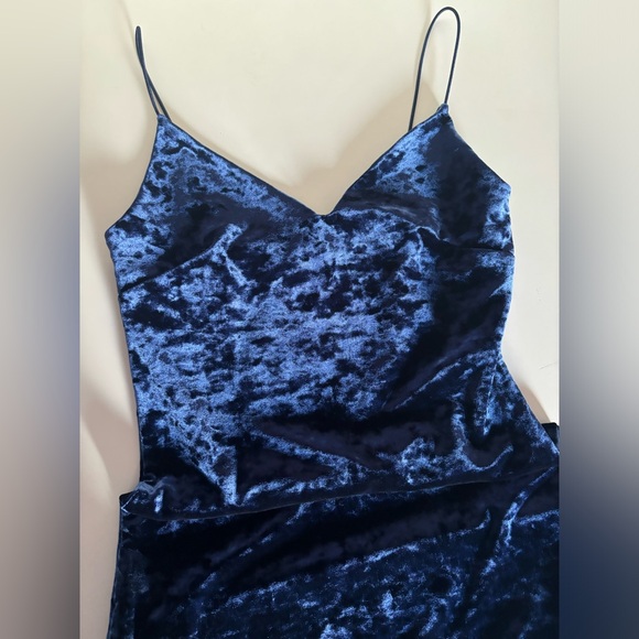NWOT Velvet midi dress size XS - Picture 3 of 6